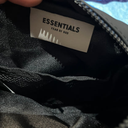 FEAR OF GOD ESSENTIALS SHOULDER BAG BLACK