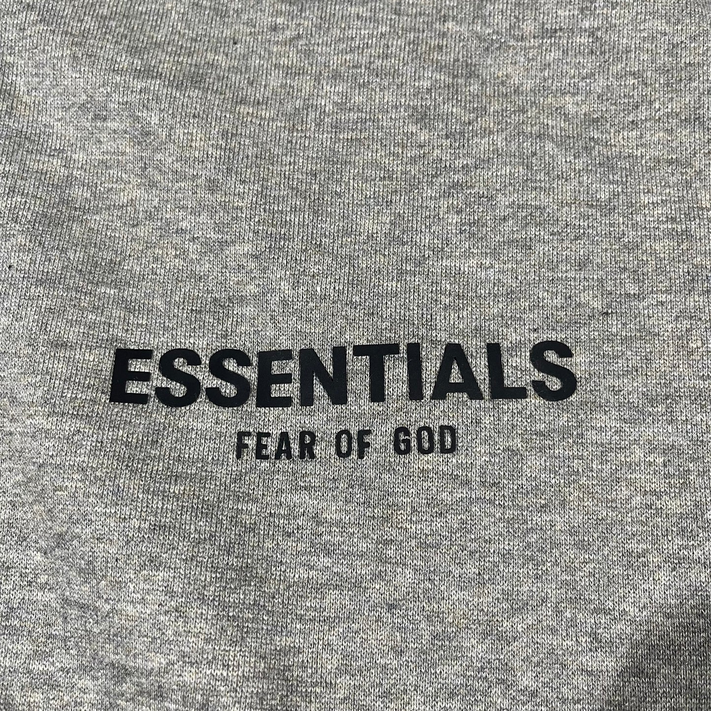 Buzo Essentials Gris M