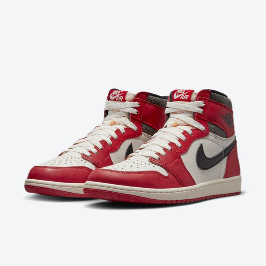 JORDAN 1 RETRO HIGH OG CHICAGO LOST AND FOUND