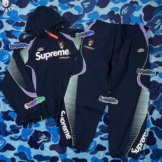 Conjunto Supreme X Umbro Azul L