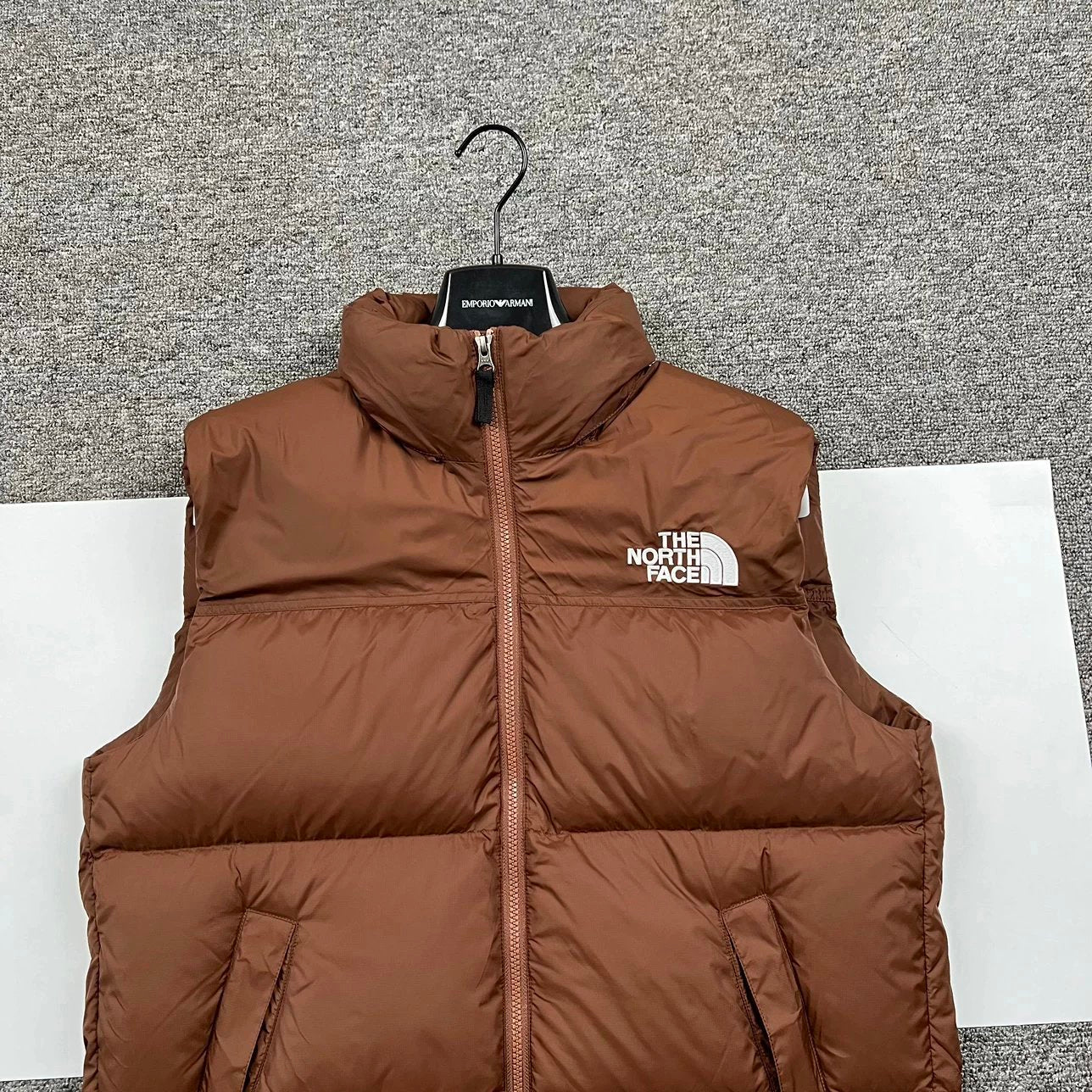 THE NORTH FACE 1996 RETRO NUPTSE VEST DARK OAK