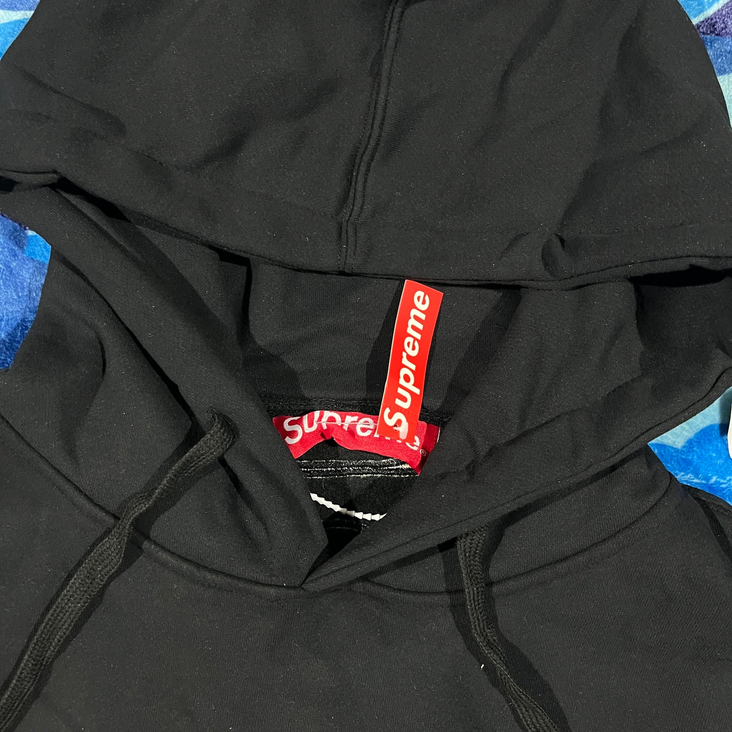 Buzo Supreme Satin Applique Negro S