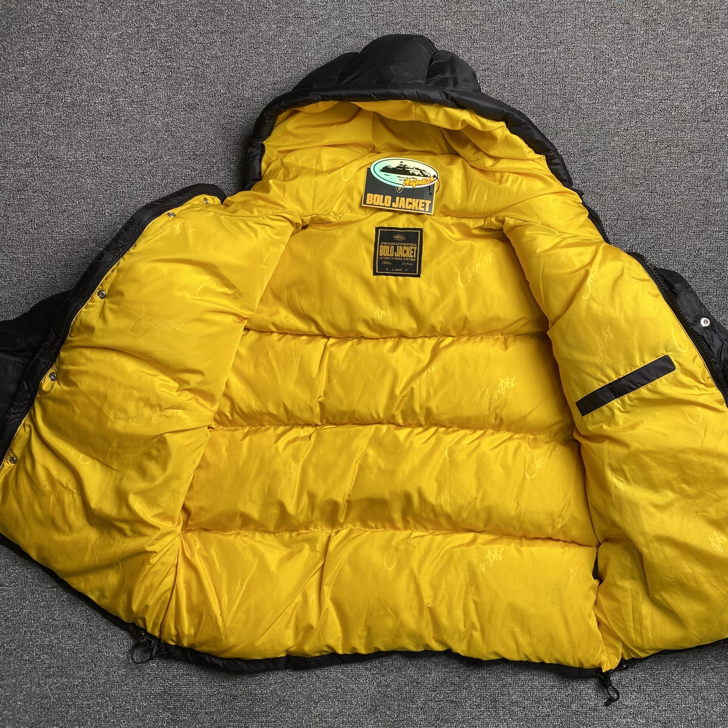 Corteiz-Bolo-V2-Jacket-Black-5-Drip Store Argentina