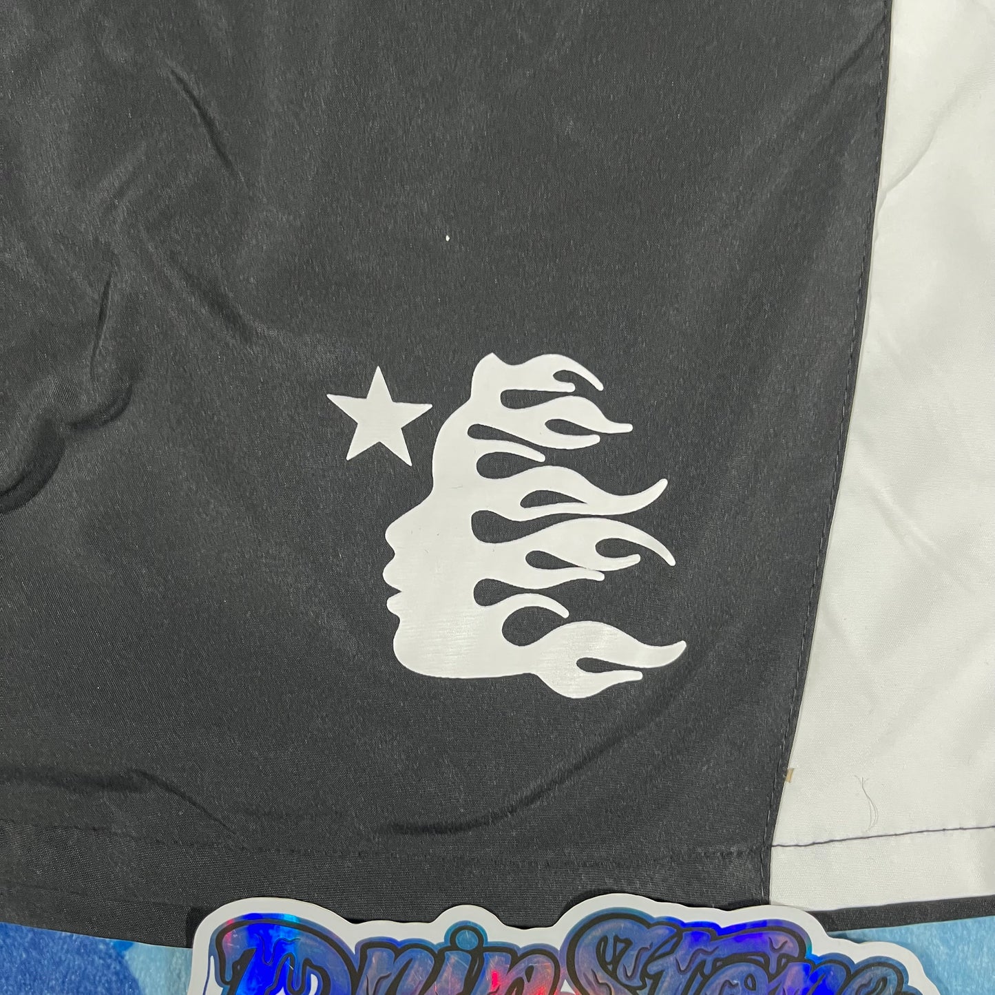 Short Malla Hellstar Negro M