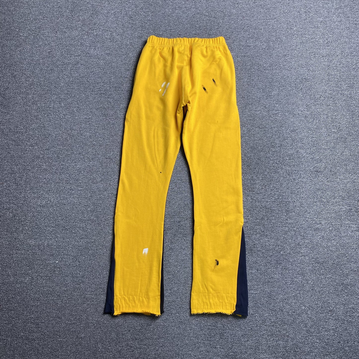 Gallery-Dept-Painted-Sweatpants-Yellow-2-Drip Store Argentina