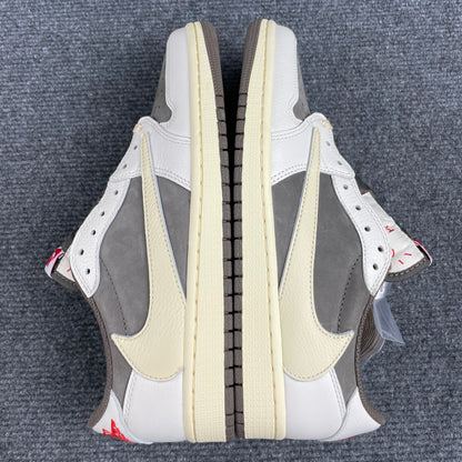 JORDAN 1 LOW X TRAVIS SCOTT OG REVERSE MOCHA