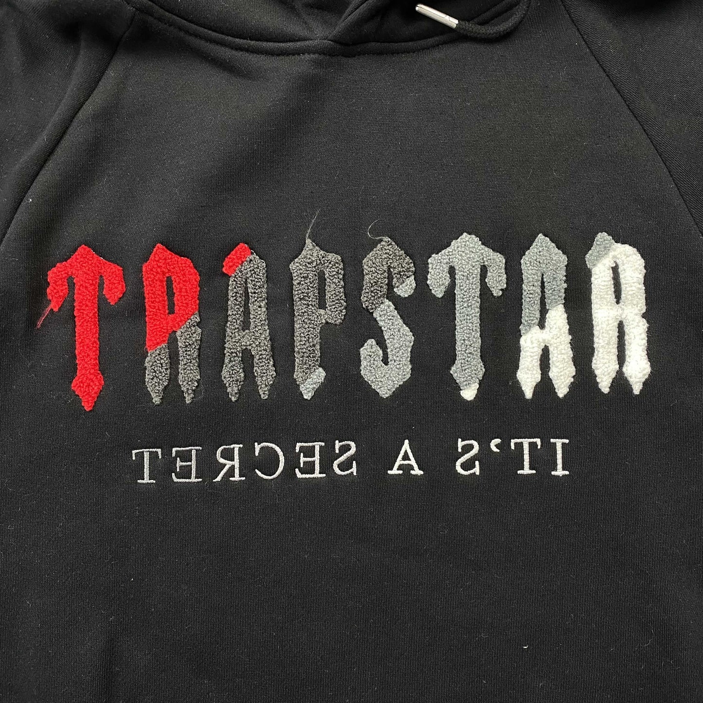 TRAPSTAR CHENILLE DECODED TRACKSUIT BLACK RED