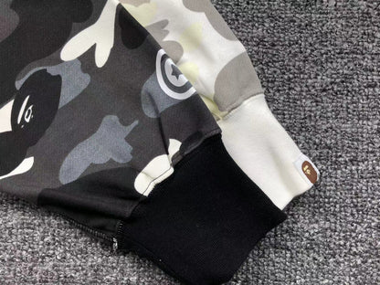 BAPE CITY CAMO HALF SHARK FULL ZIP HOODIE BLACK WHITE