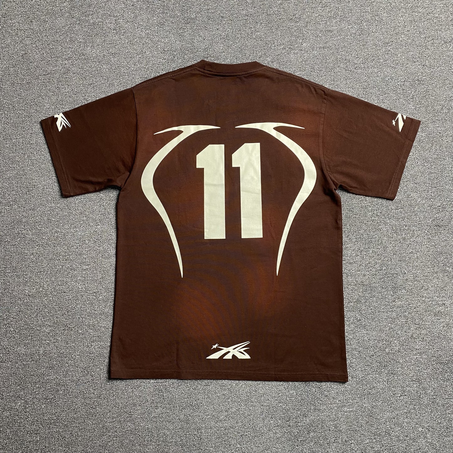 HELLSTAR WARM UP TEE BROWN