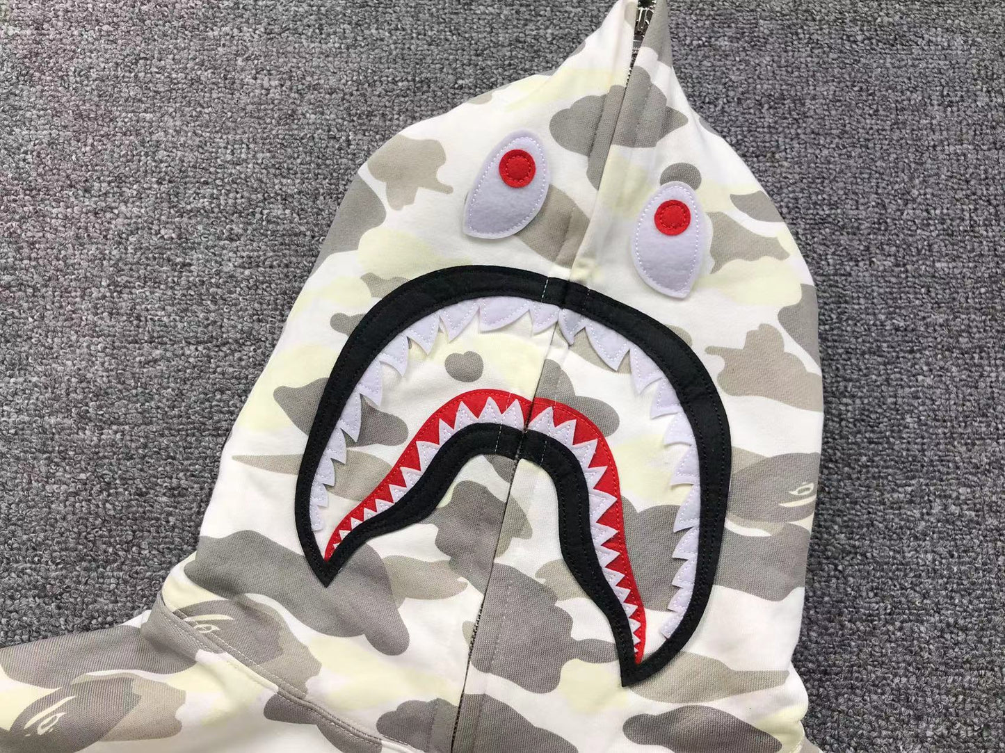 BAPE CITY CAMO SHARK WGM FULL ZIP HOODIE WHITE