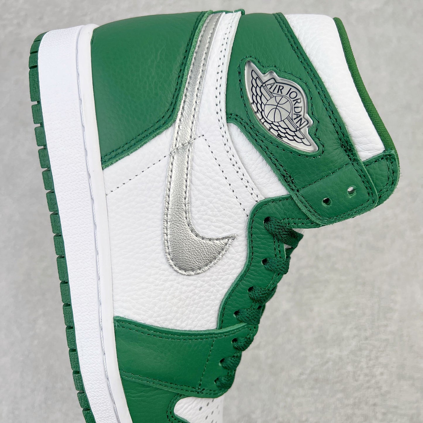 AIR JORDAN 1 RETRO HIGH OG GORGE GREEN