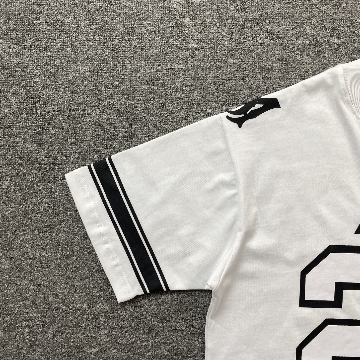 amiri-22-skater-tee-white-6-Drip Store Argentina