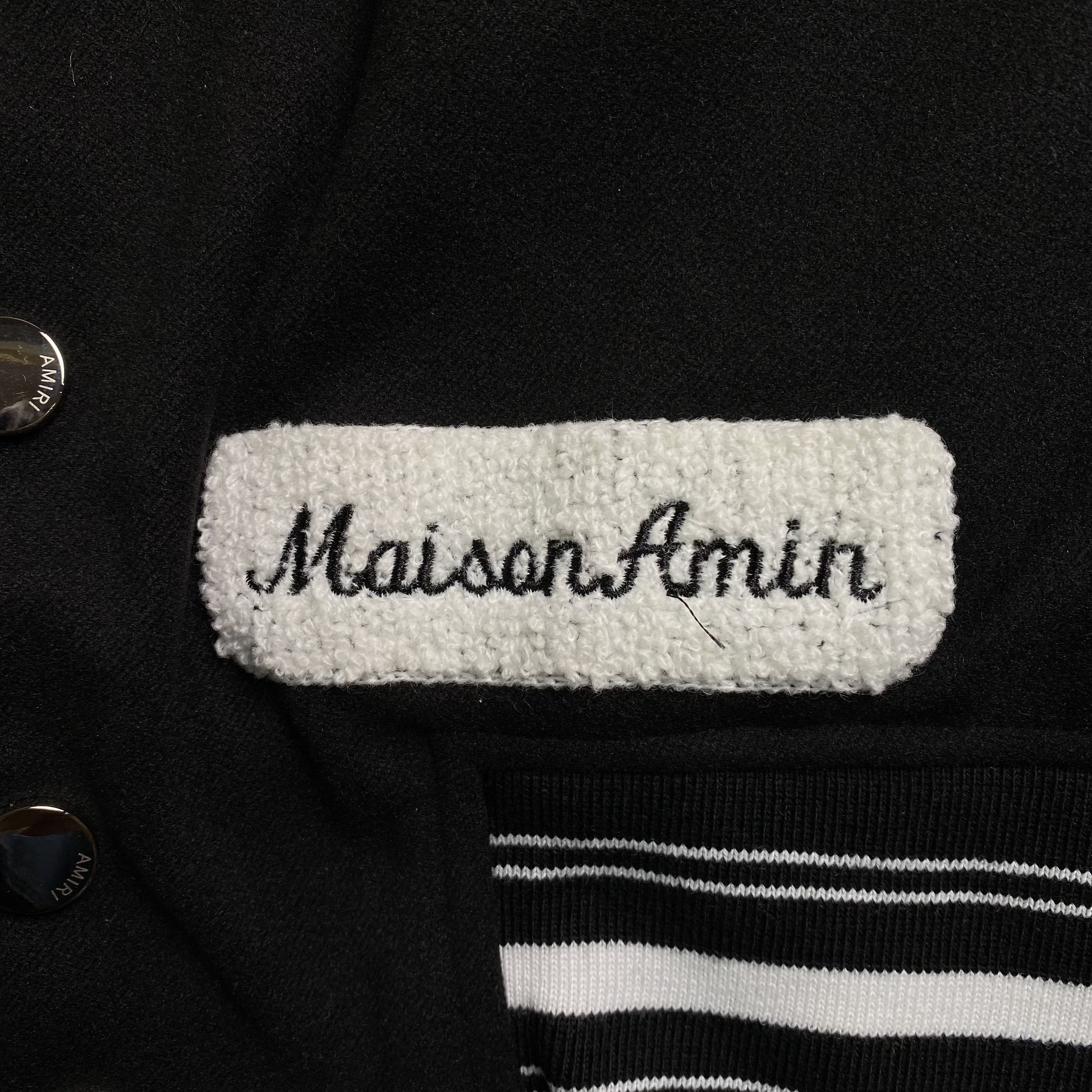 amiri-logo-patch-varsity-jacket-black-14-Drip Store Argentina