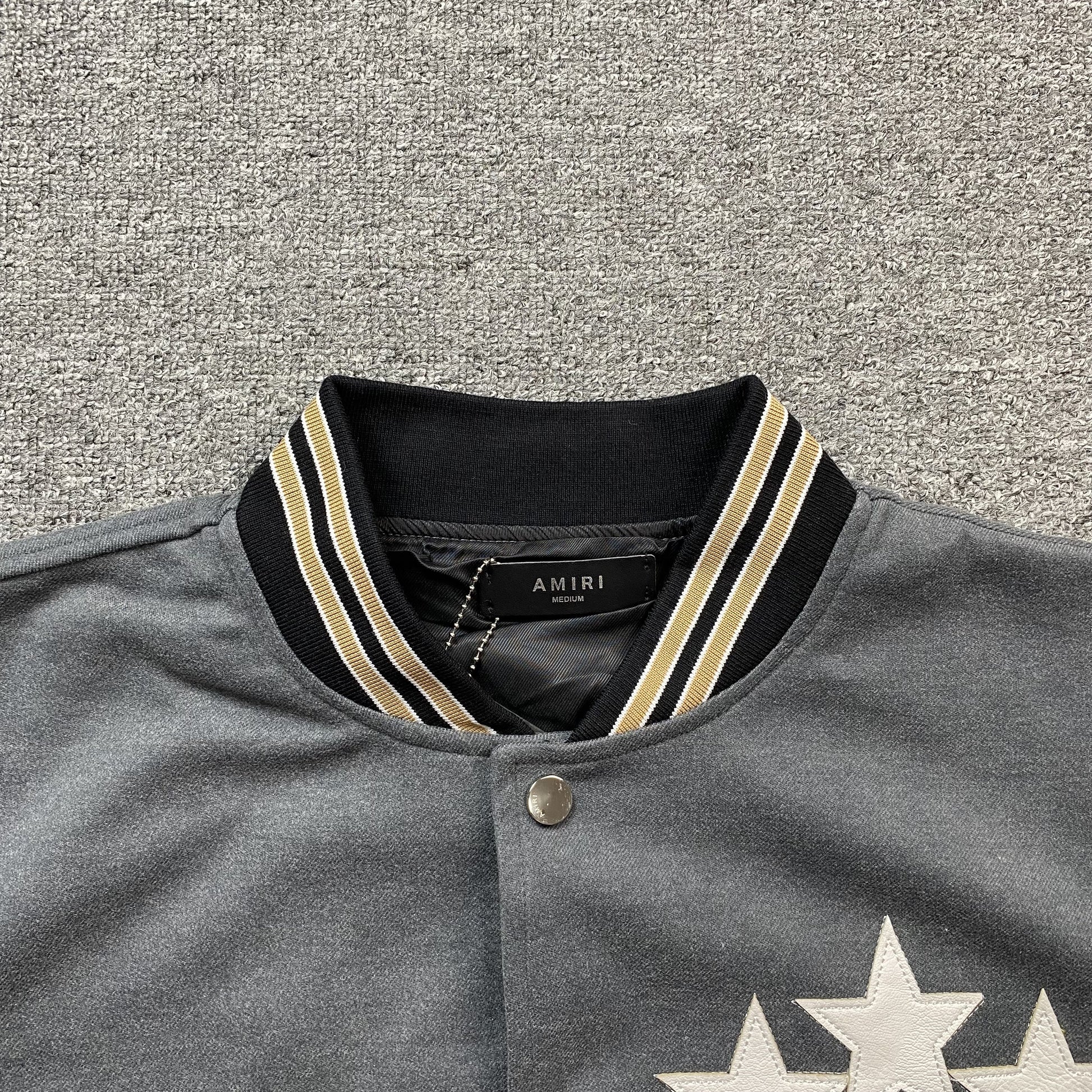 amiri-stars-bomber-jacket-grey-8-Drip Store Argentina