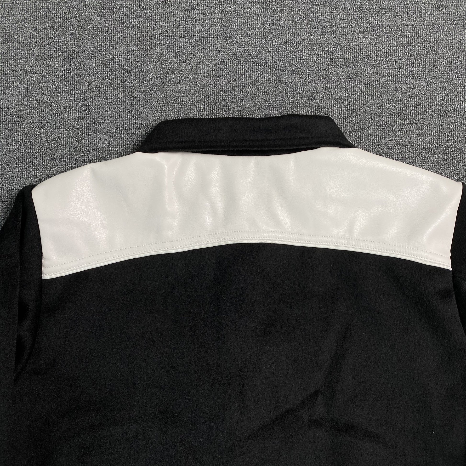 amiri-varsity-bomber-jacket-black-7-Drip Store Argentina