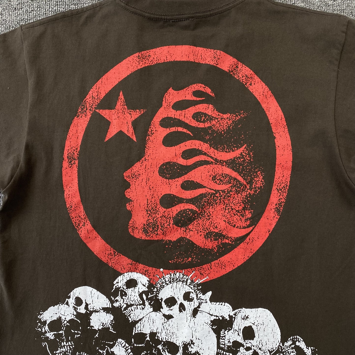 HELLSTAR CROWNED SKULL TEE BROWN