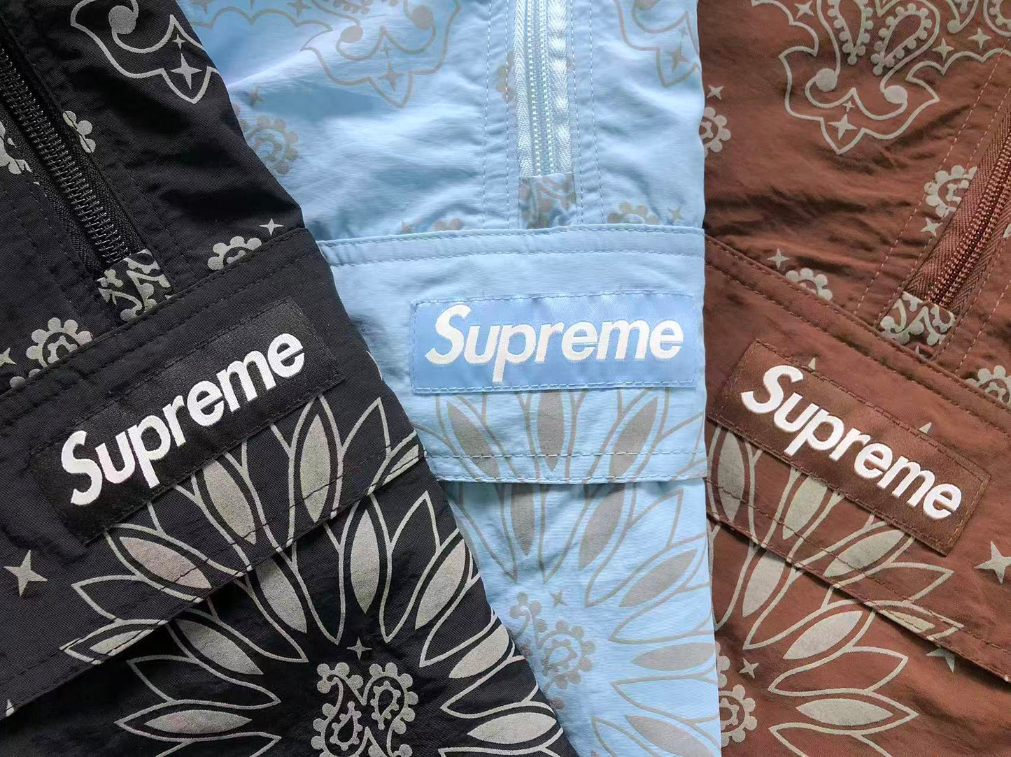 Supreme Reflective Bandana Anorak Black