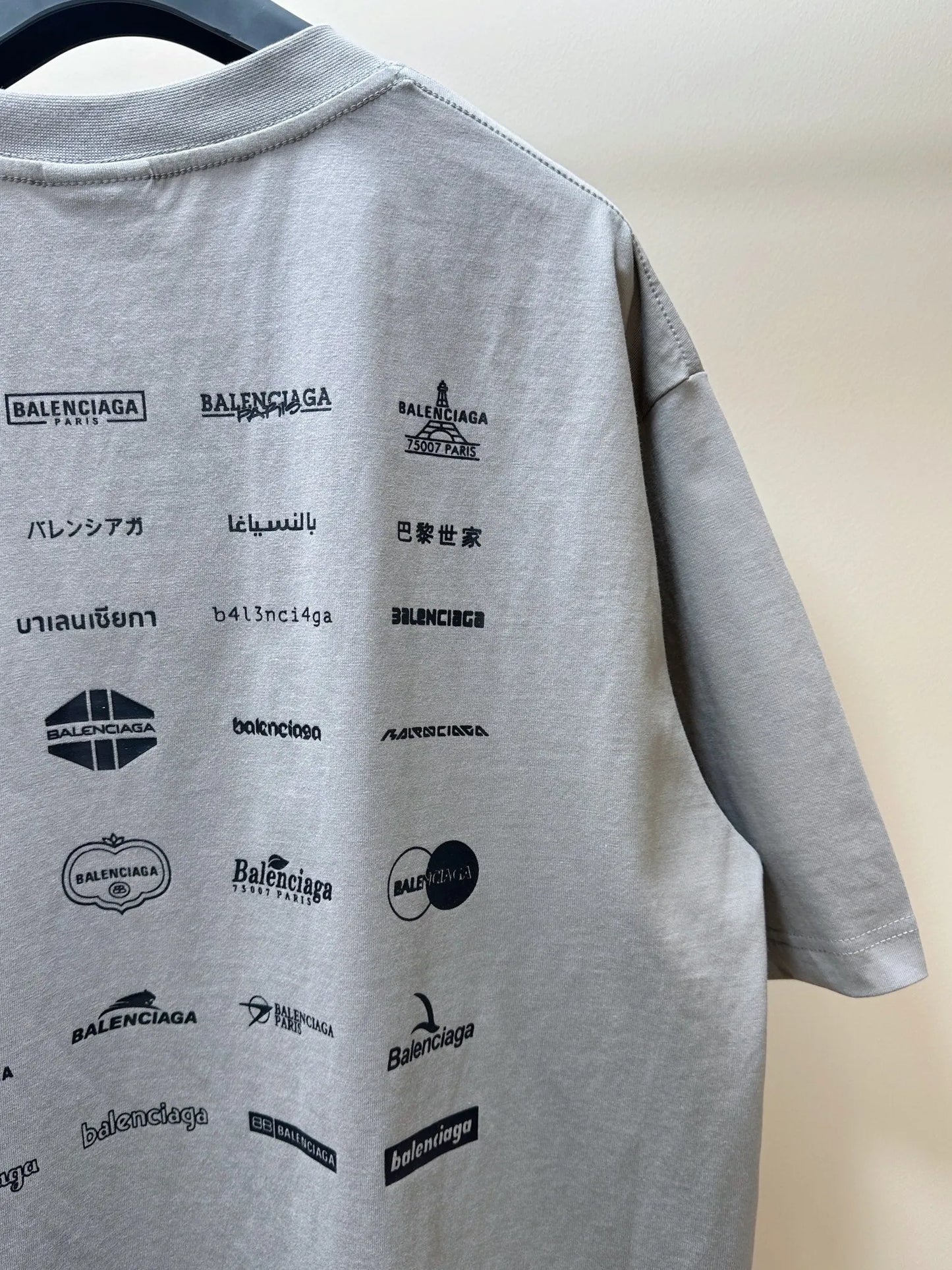balenciaga-archives-logos-t-shirt-grey-4-Drip Store Argentina
