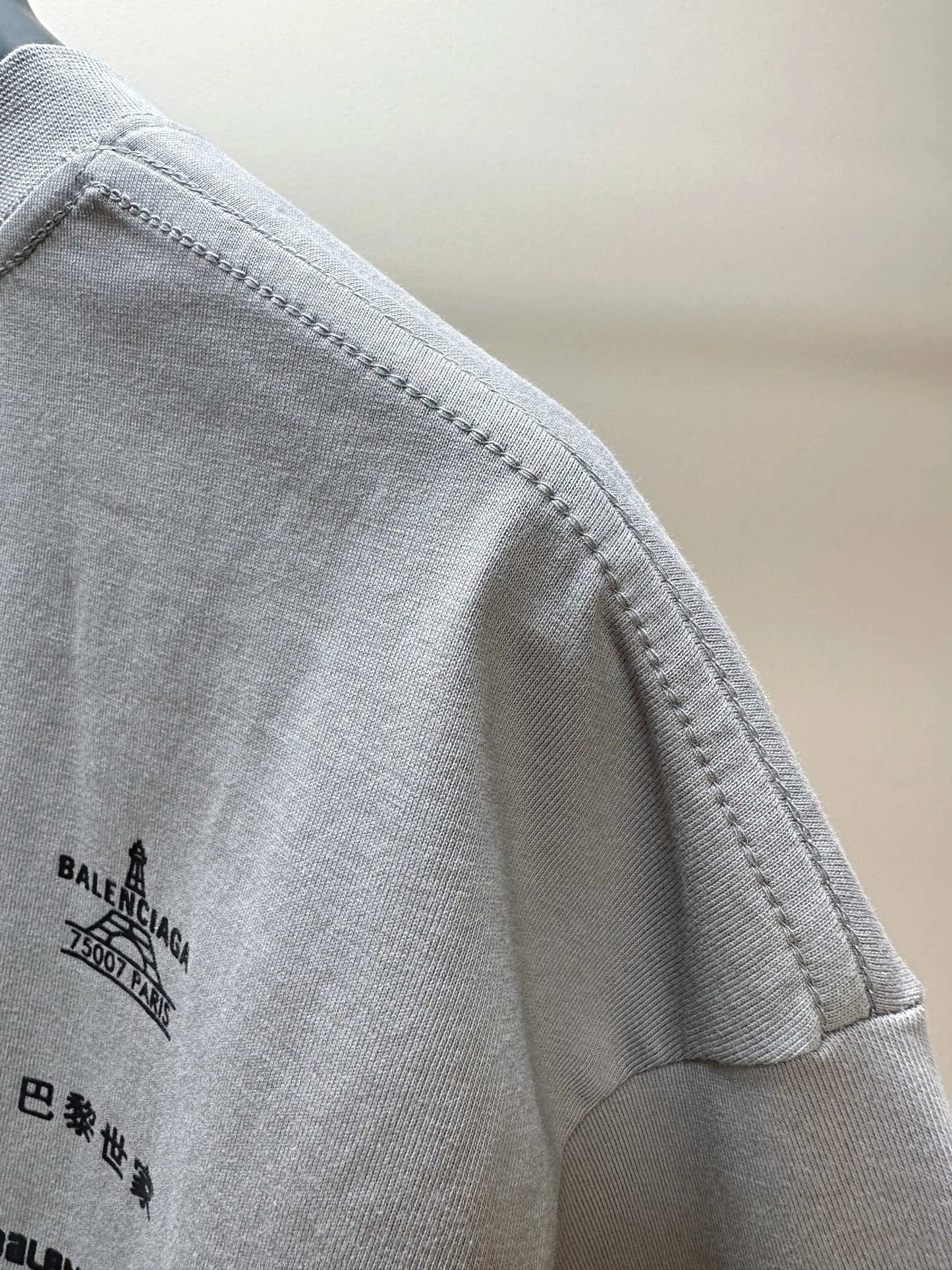 balenciaga-archives-logos-t-shirt-grey-8-Drip Store Argentina