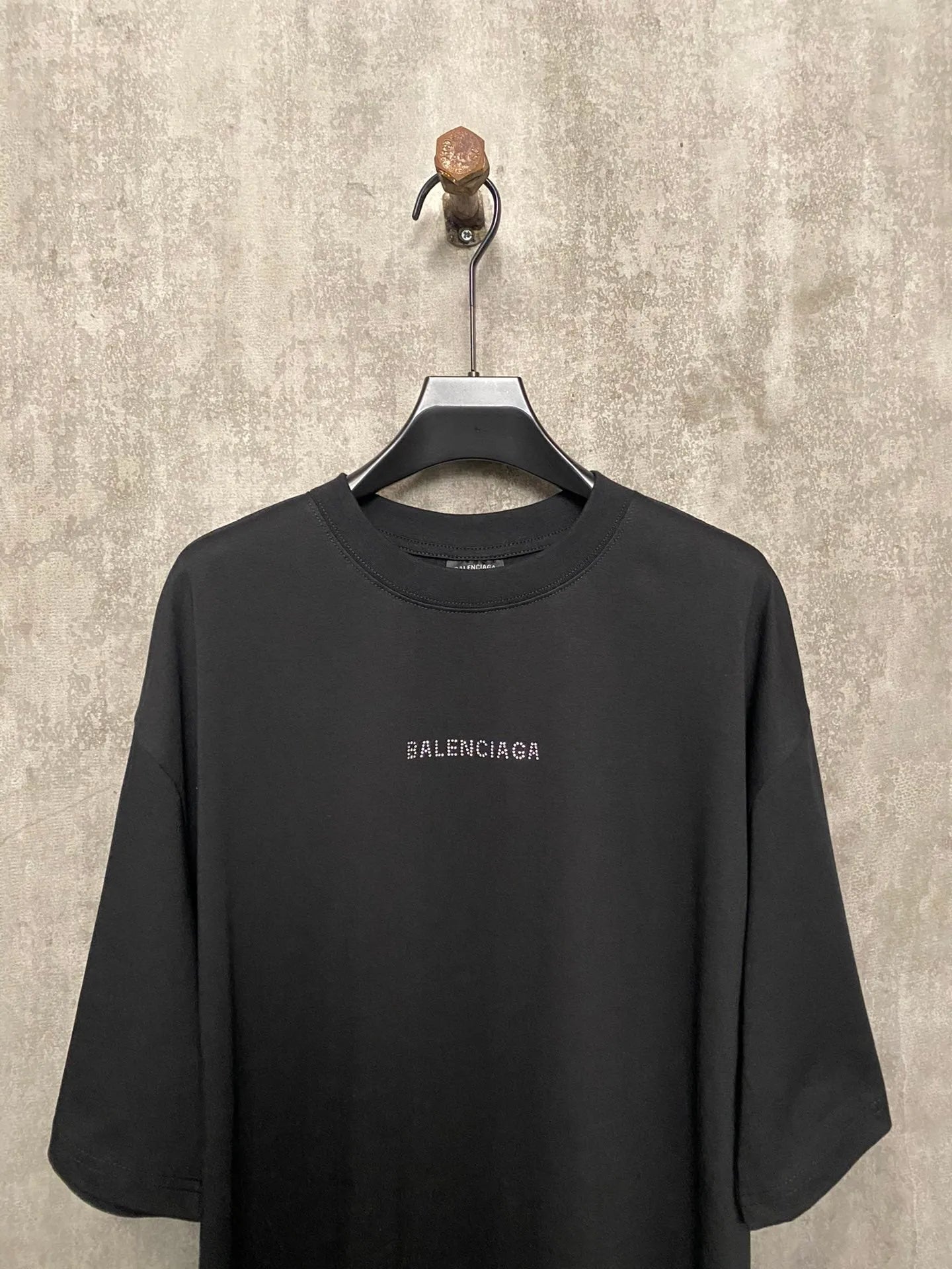 balenciaga-back-strass-t-shirt-black-5-Drip Store Argentina