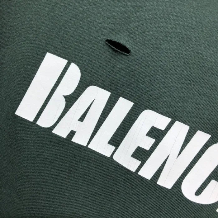 balenciaga-caps-destroyed-flatground-t-shirt-green-5-Drip Store Argentina