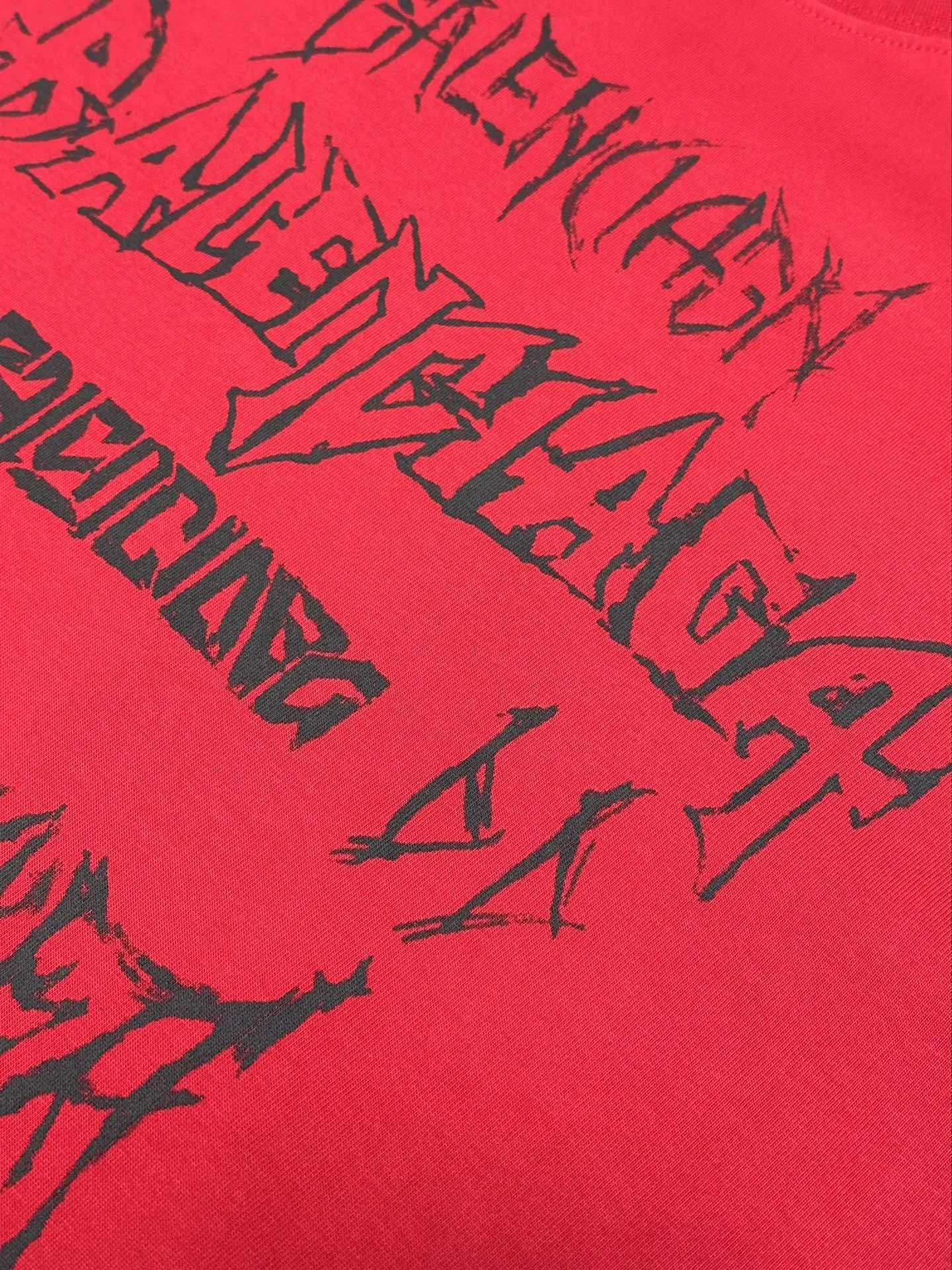 balenciaga-diy-metal-t-shirt-red-8-Drip Store Argentina