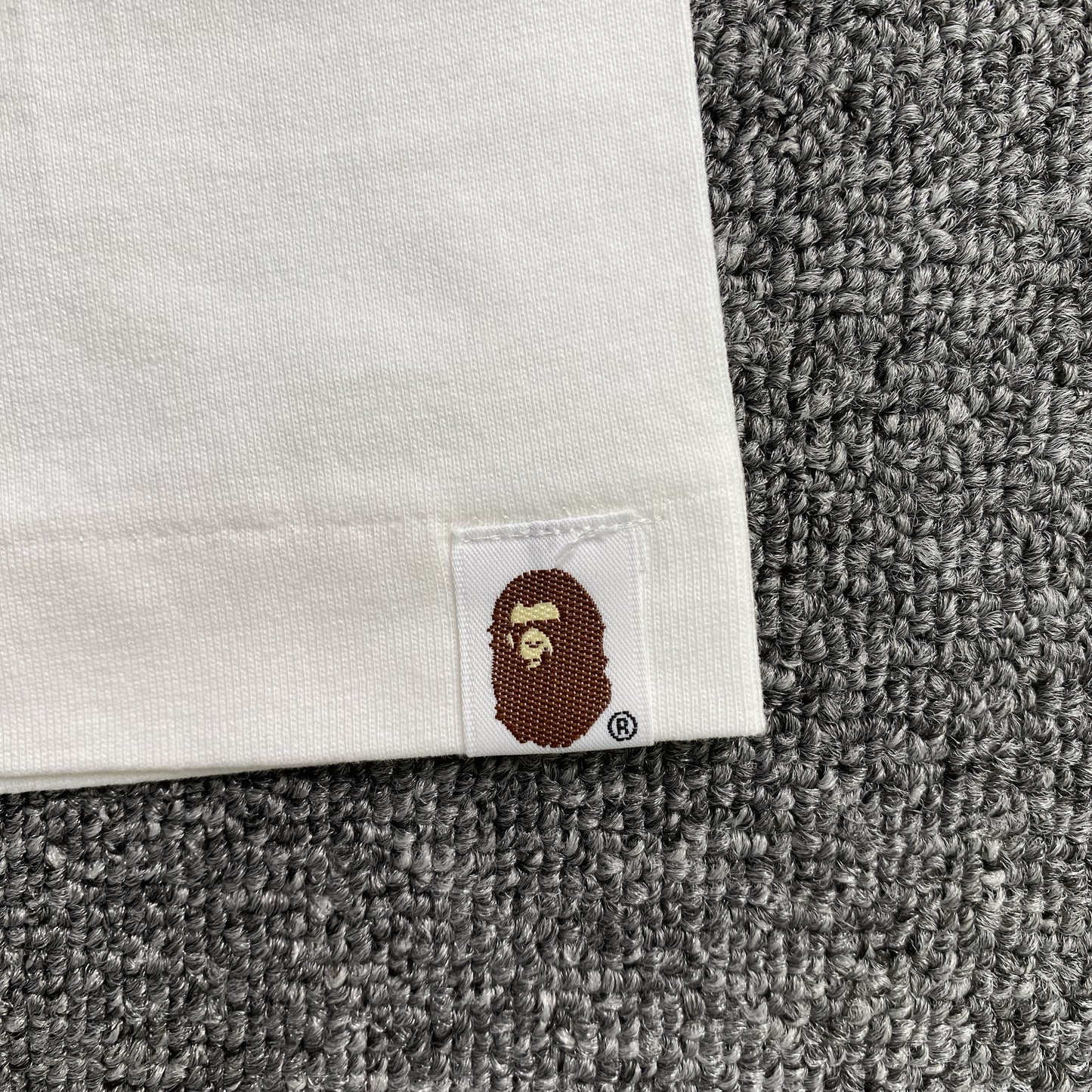 bape-camo-big-ape-head-tee-white-6_cf8d07bc-Drip Store Argentina