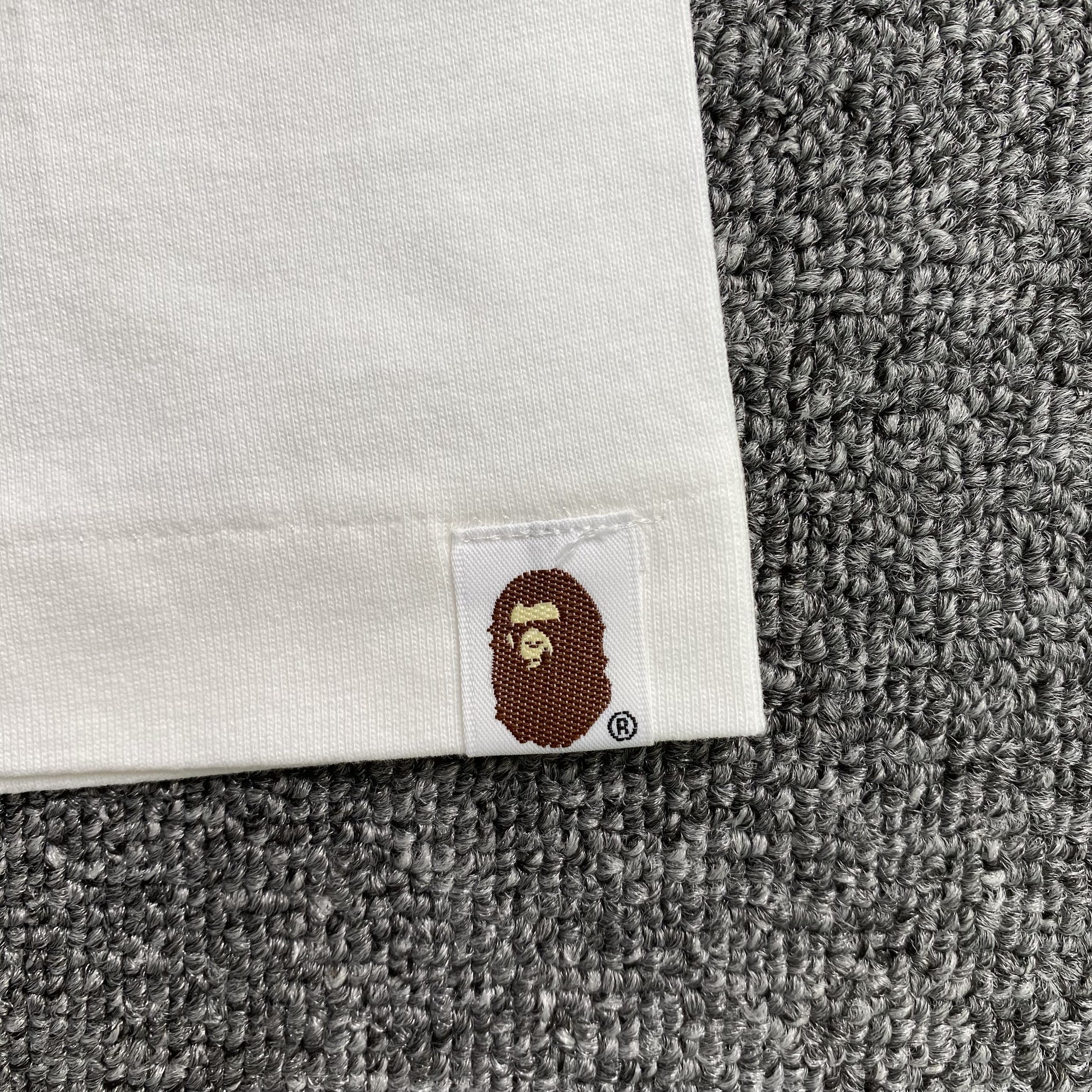 bape-camo-big-ape-head-tee-white-6_cf8d07bc-Drip Store Argentina