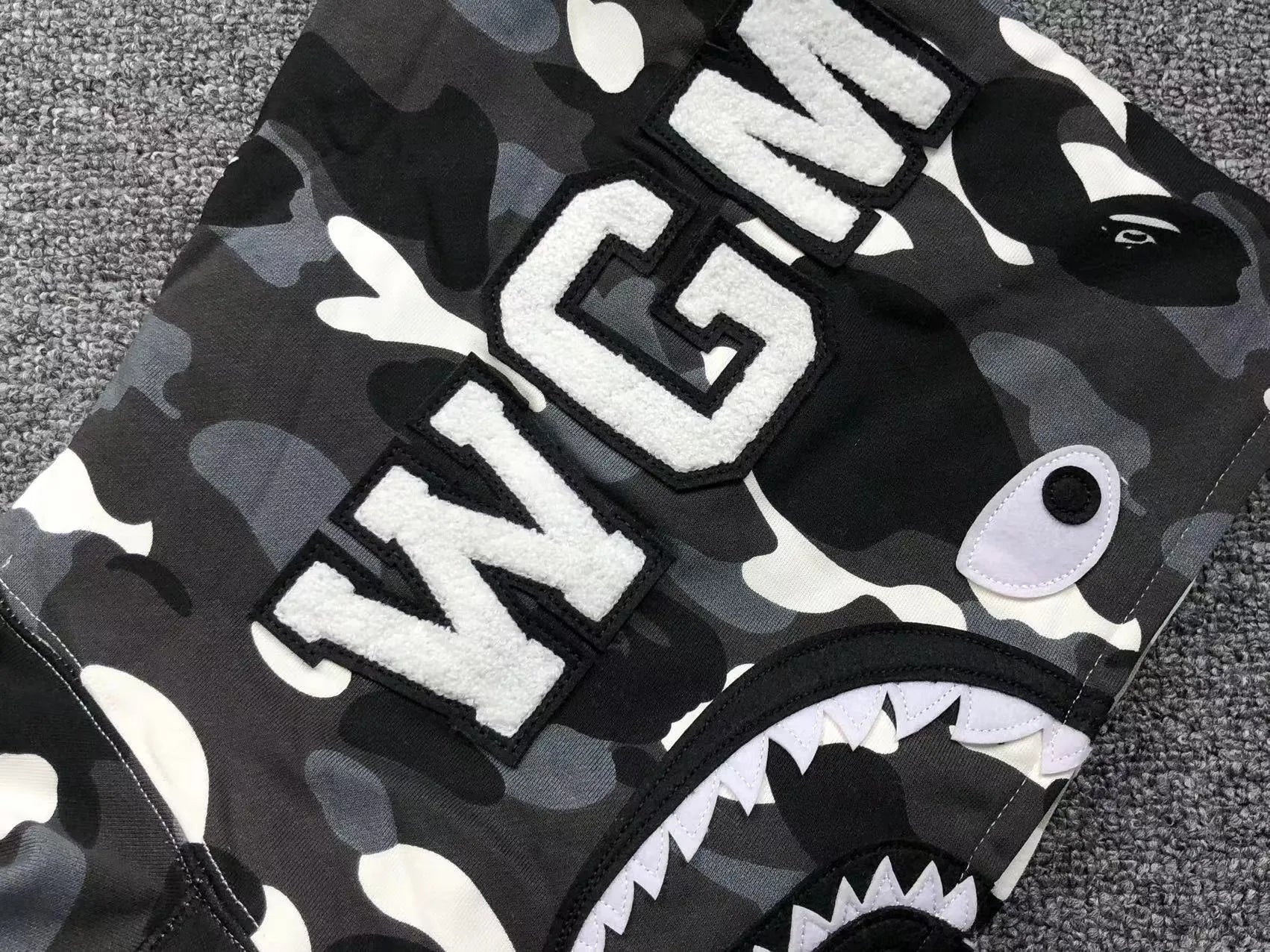 BAPE CITY CAMO HALF SHARK FULL ZIP HOODIE BLACK WHITE-Drip Store Argentina