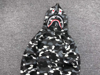 bape-city-camo-shark-wgm-full-zip-hoodie-black-5-Drip Store Argentina