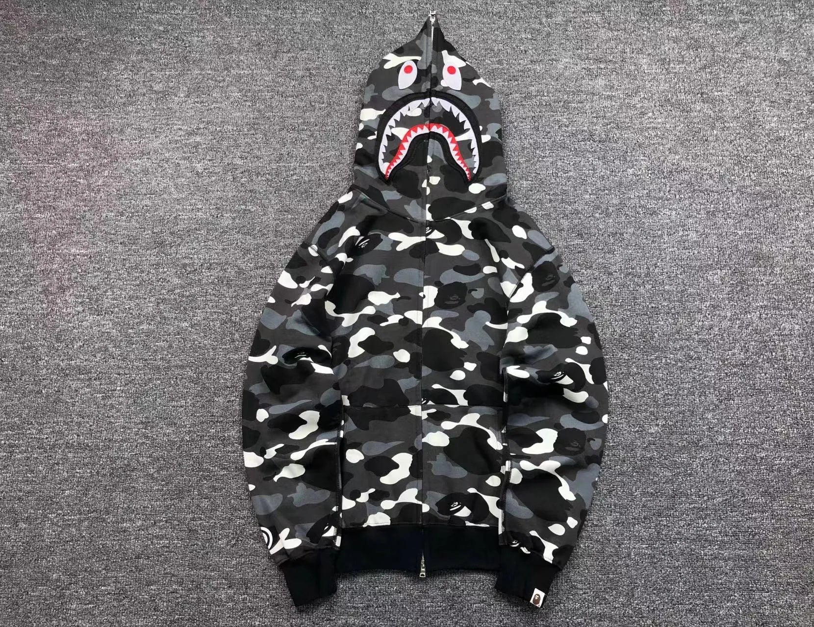 bape-city-camo-shark-wgm-full-zip-hoodie-black-Drip Store Argentina