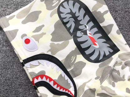 bape-city-camo-shark-wgm-full-zip-hoodie-white-7-Drip Store Argentina