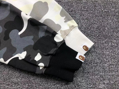 bape-city-camo-shark-wide-full-zip-double-hoodie-black-21-Drip Store Argentina