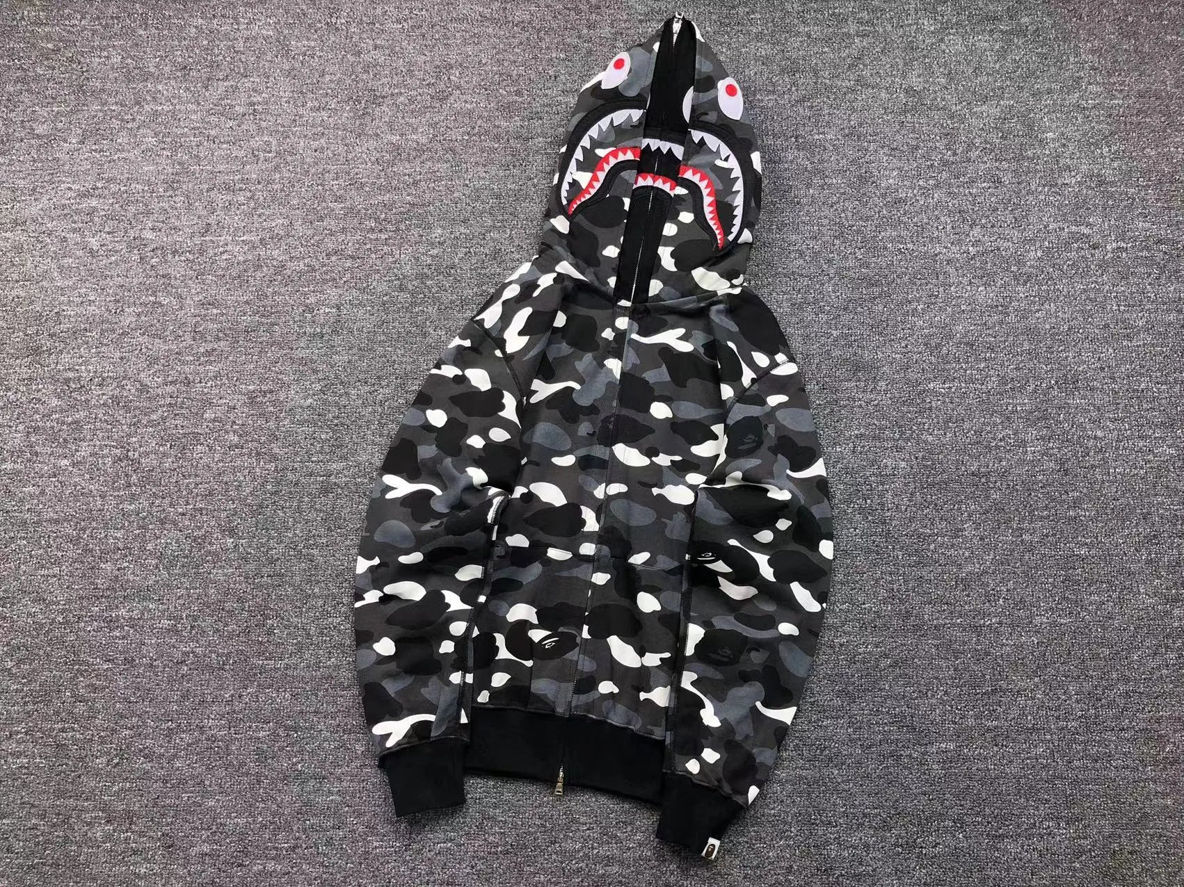 bape-city-camo-shark-wide-full-zip-double-hoodie-black-Drip Store Argentina