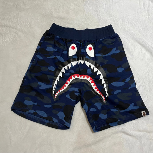 BAPE COLOR CAMO SHARK SWEAT SHORTS-Drip Store Argentina