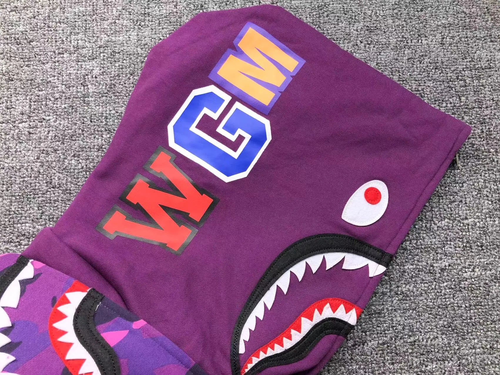 bape-color-camo-shark-wide-full-zip-double-hoodie-purple-6-Drip Store Argentina