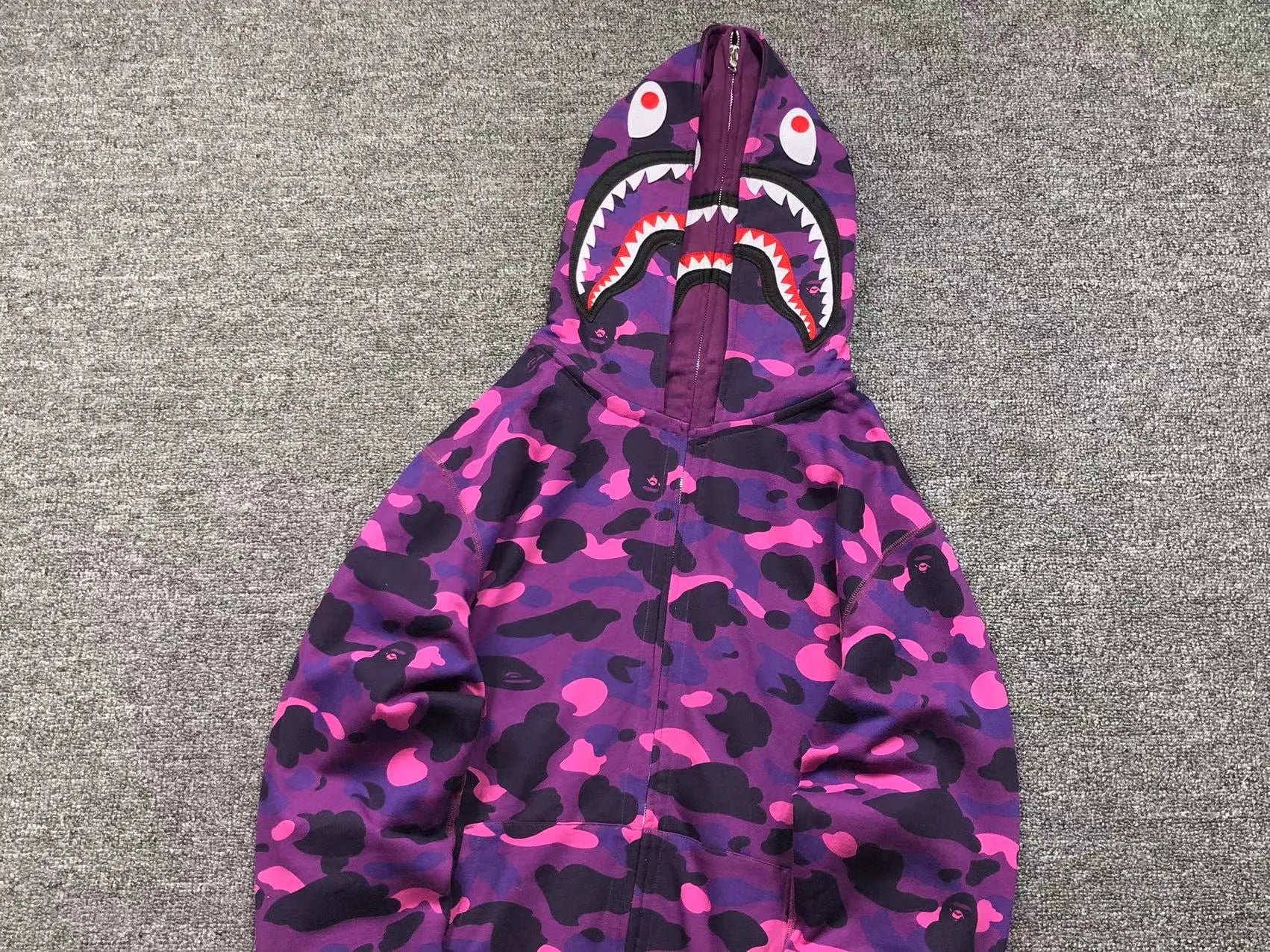 bape-color-camo-shark-wide-full-zip-double-hoodie-purple-9-Drip Store Argentina