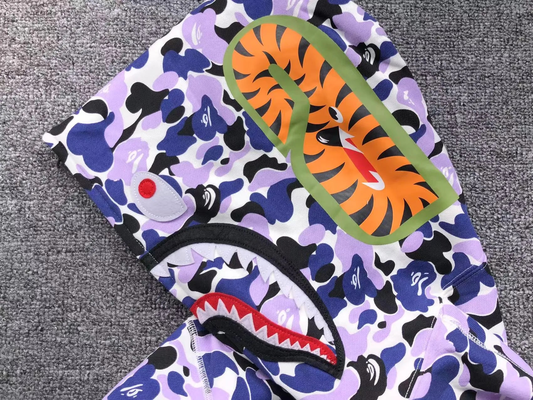 BAPE SHARK SHIZUOKA LIMITED FULL ZIP HOODIE-Drip Store Argentina
