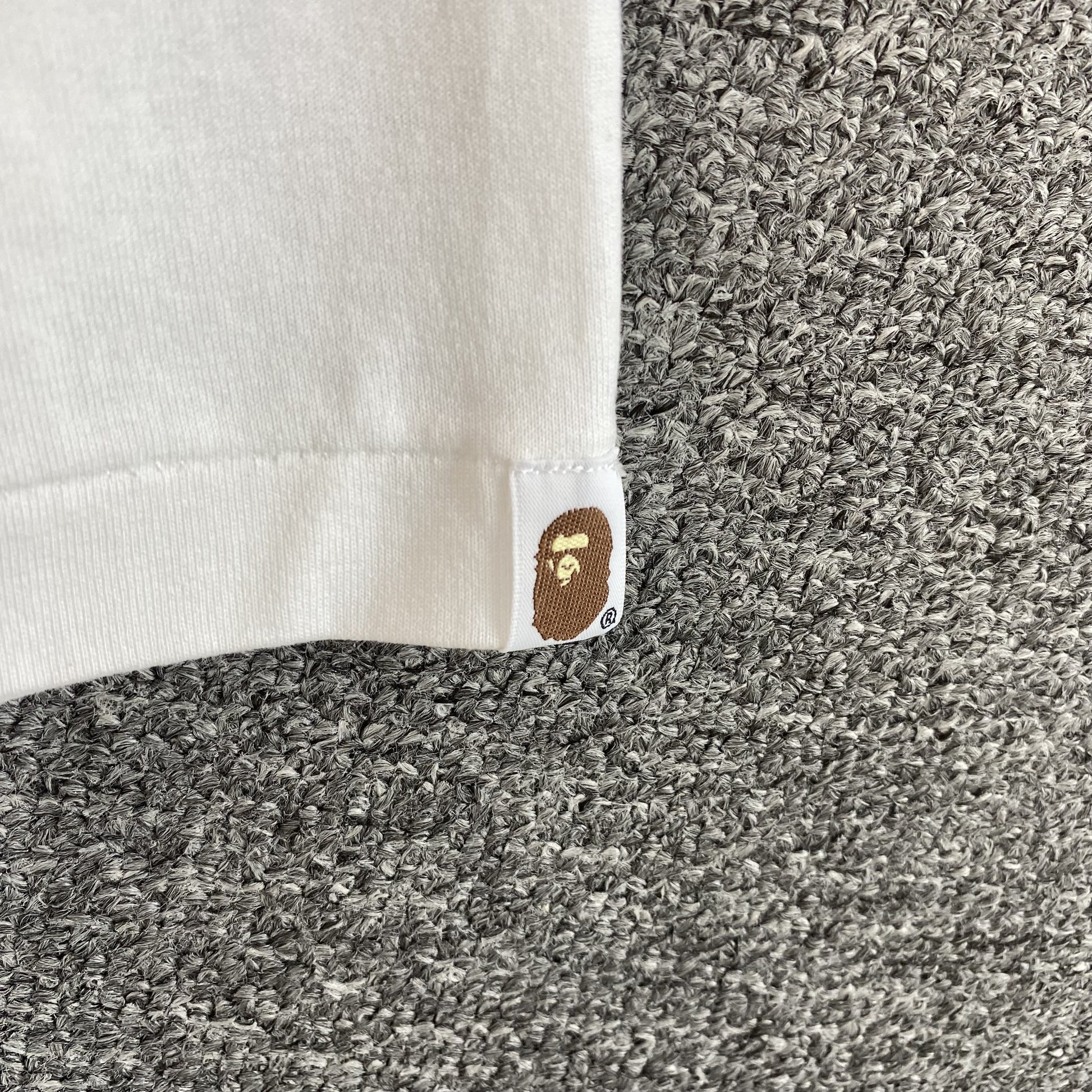 bape-woodland-camo-wgm-tee-white-6-Drip Store Argentina