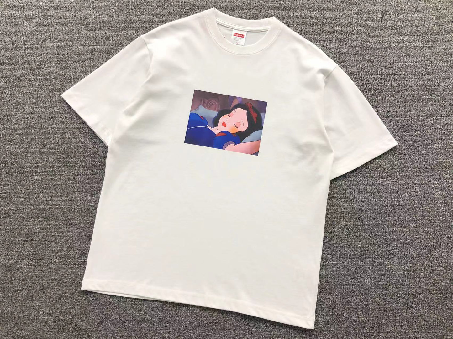 SUPREME SNOW WHITE TEE WHITE