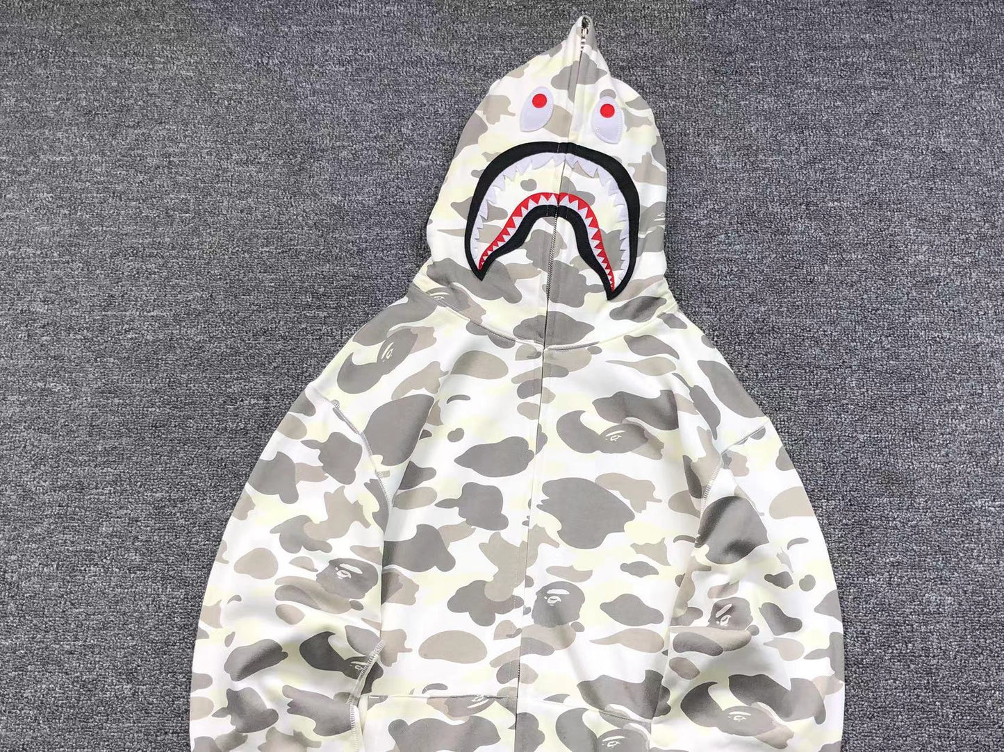 BAPE CITY CAMO SHARK WGM FULL ZIP HOODIE WHITE