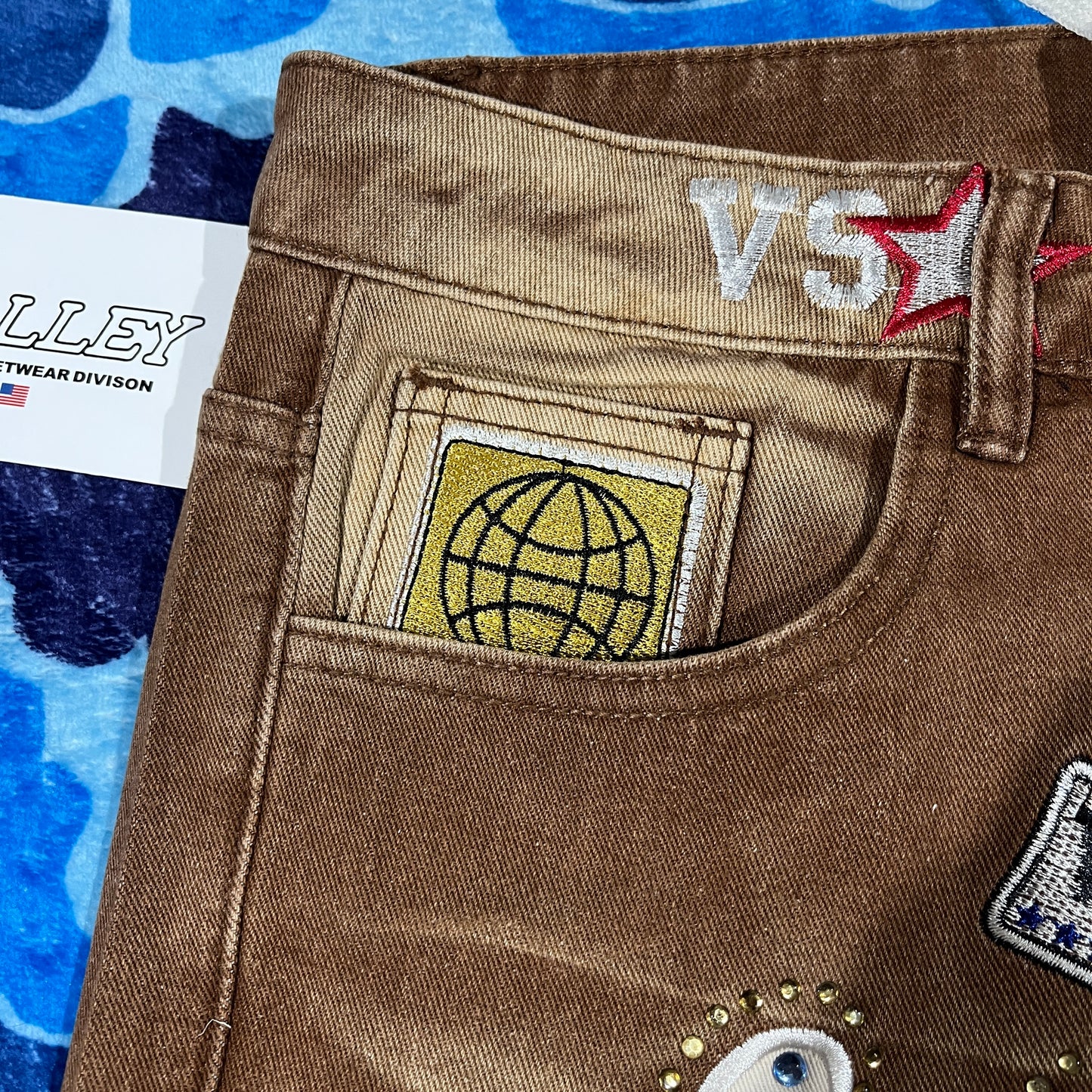 Vale Forever Skittles Patch 1980s Denim Shorts Brown