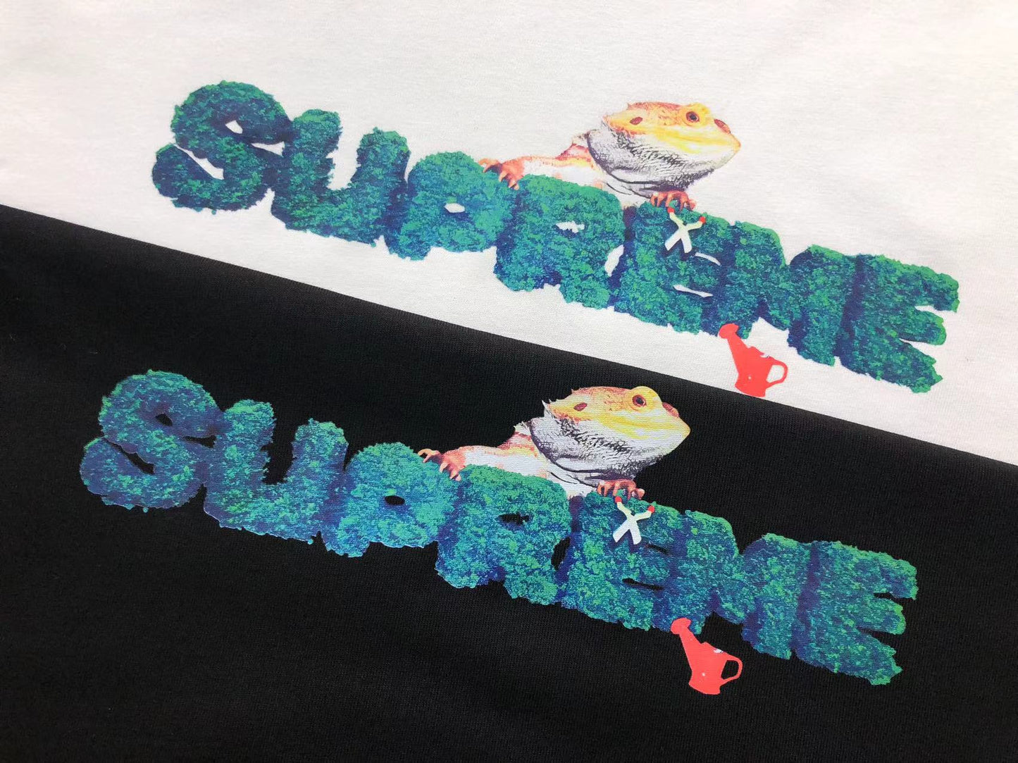 SUPREME LIZARD TEE BLACK