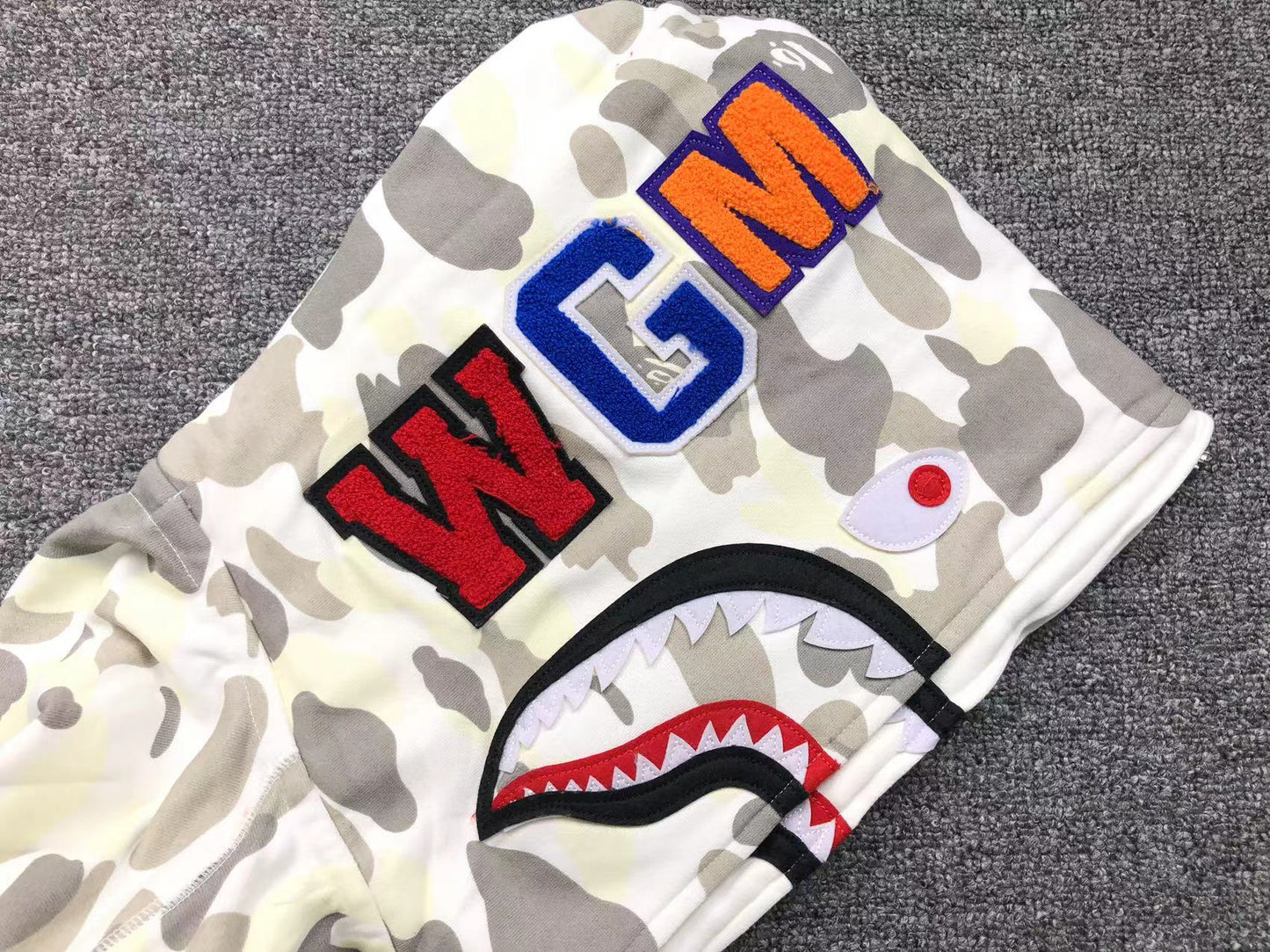 BAPE CITY CAMO SHARK WIDE FULL ZIP DOUBLE HOODIE WHITE