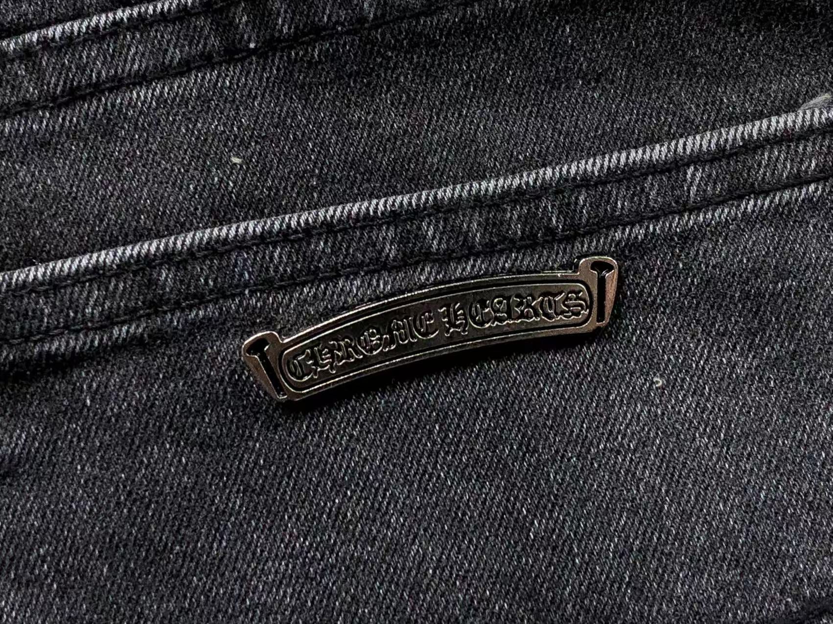 chrome-hearts-cross-patch-jeans-black-11_d4b551a0-Drip Store Argentina