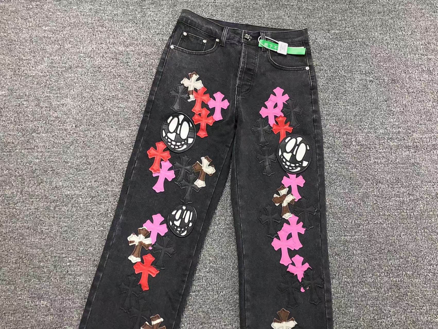 chrome-hearts-cross-patch-jeans-black-3_fbaa0bfc-Drip Store Argentina
