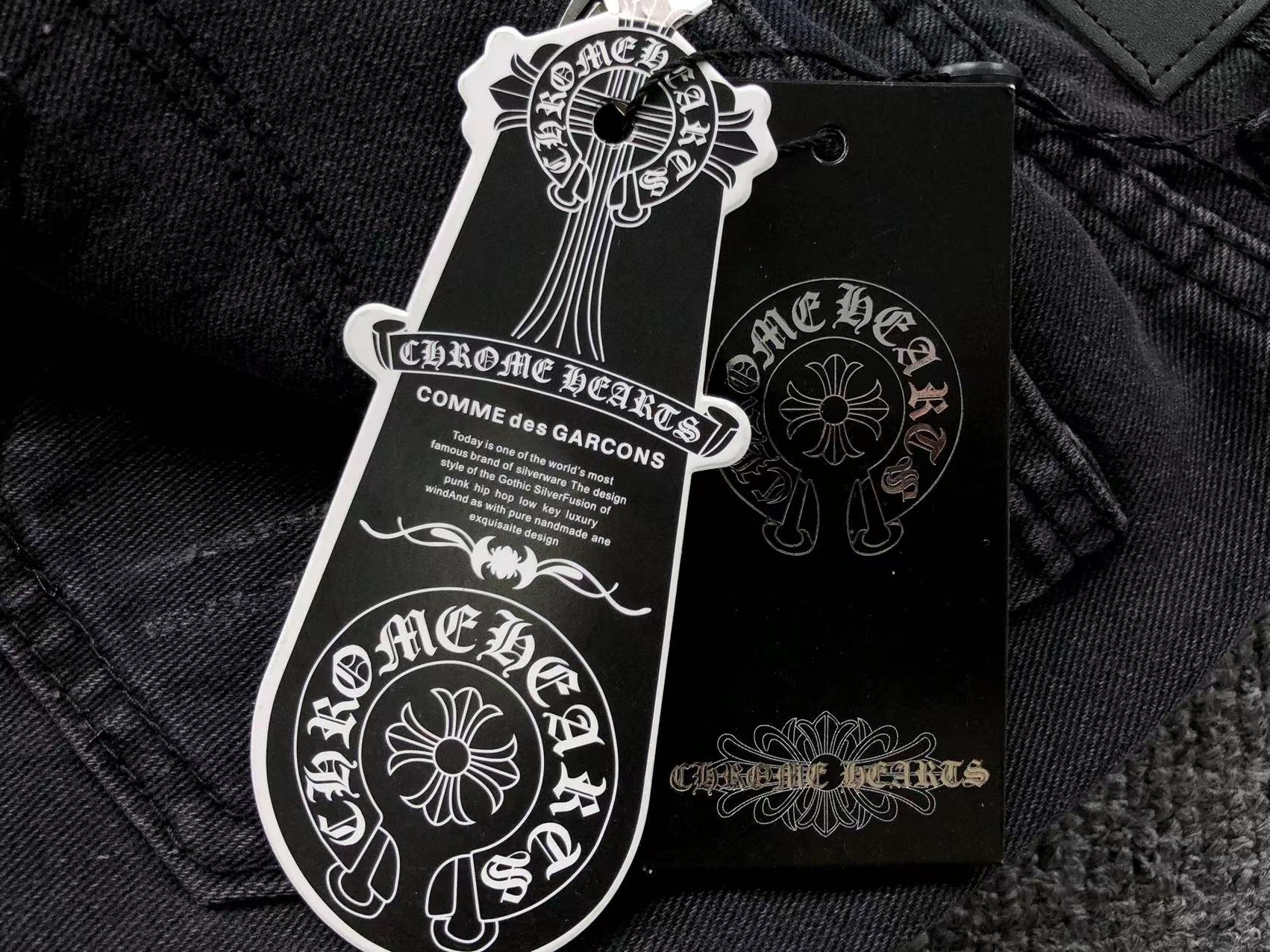 chrome-hearts-cross-patch-jeans-black-6_9d8ae671-Drip Store Argentina