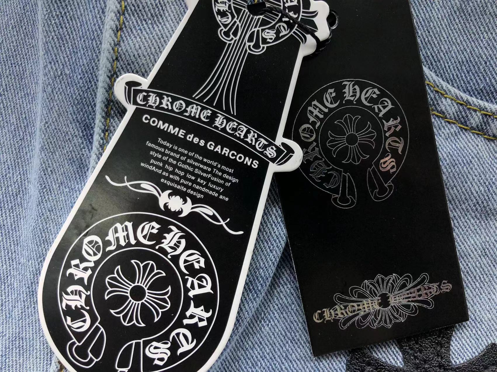 chrome-hearts-cross-patch-jeans-blue-7_006a0af4-Drip Store Argentina