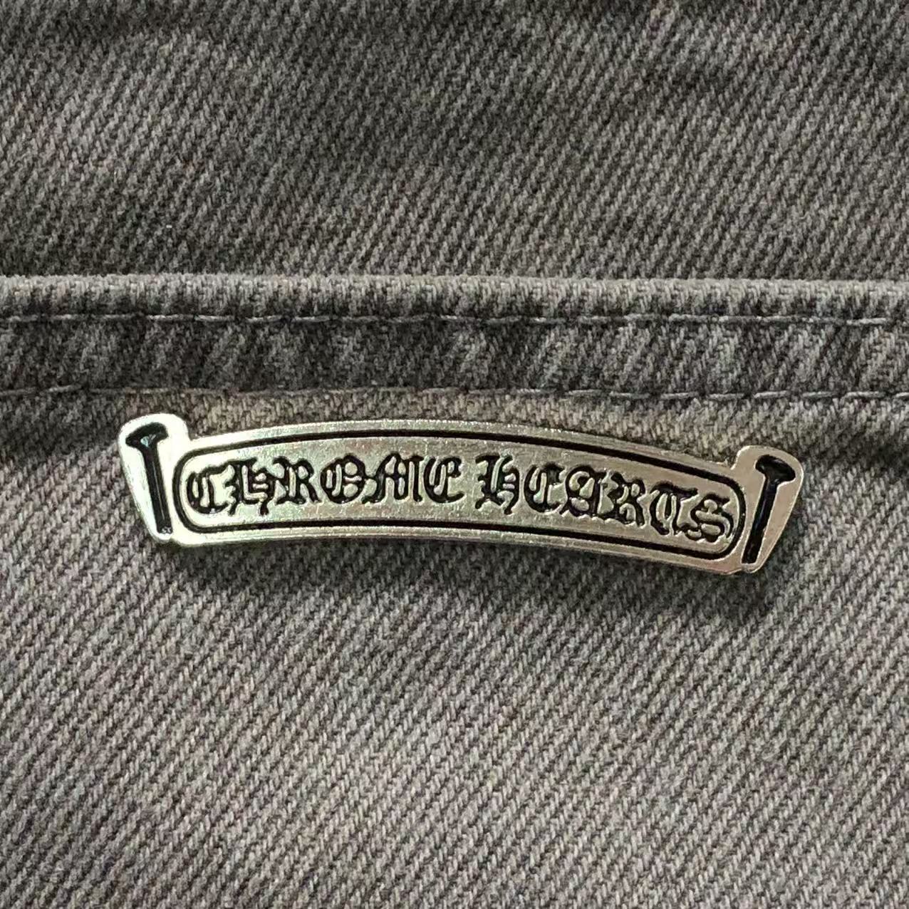 chrome-hearts-cross-patch-jeans-grey-4_a1d79615-Drip Store Argentina