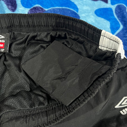 Conjunto Supreme X Umbro Negro XL